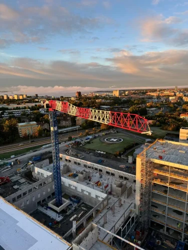 4d303228-369c-41b4-8759-3e6c592ccc90