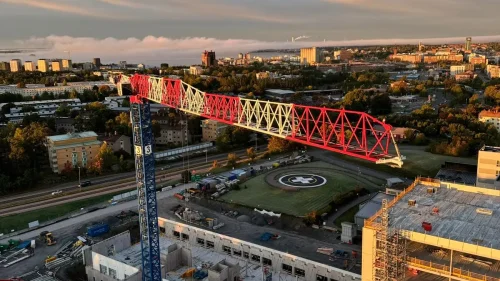 4d303228-369c-41b4-8759-3e6c592ccc90